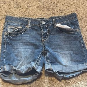 AMETHYST JEAN SHORTS